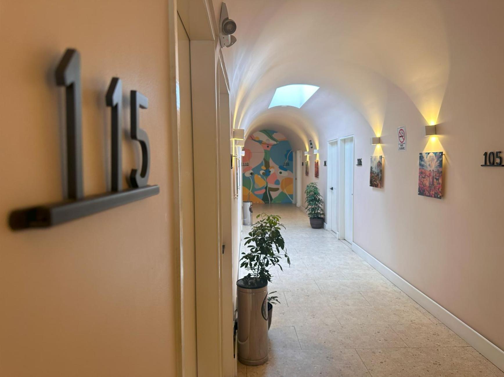 Intj Hotel Tijuana Eksteriør billede